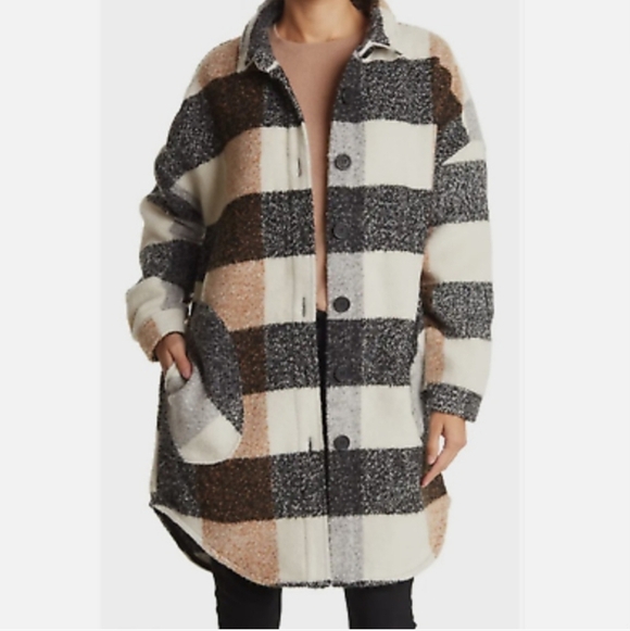 RDI Jackets & Blazers - RDI Plaid Teddy Coat Shacket